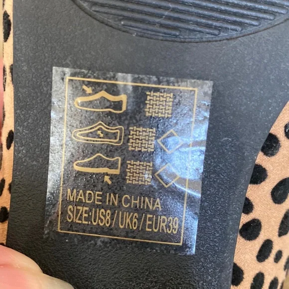 Size 8 animal print cute shoes - Picture 7 of 9